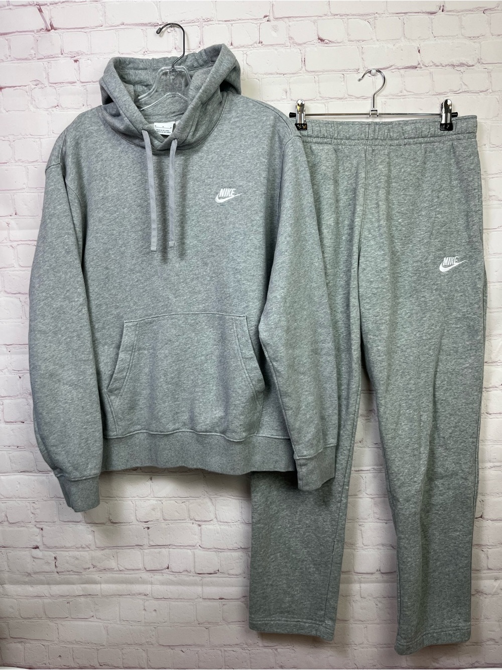 Nike Sportswear Club Fleece Hoodie and Pants Set Size Medium
